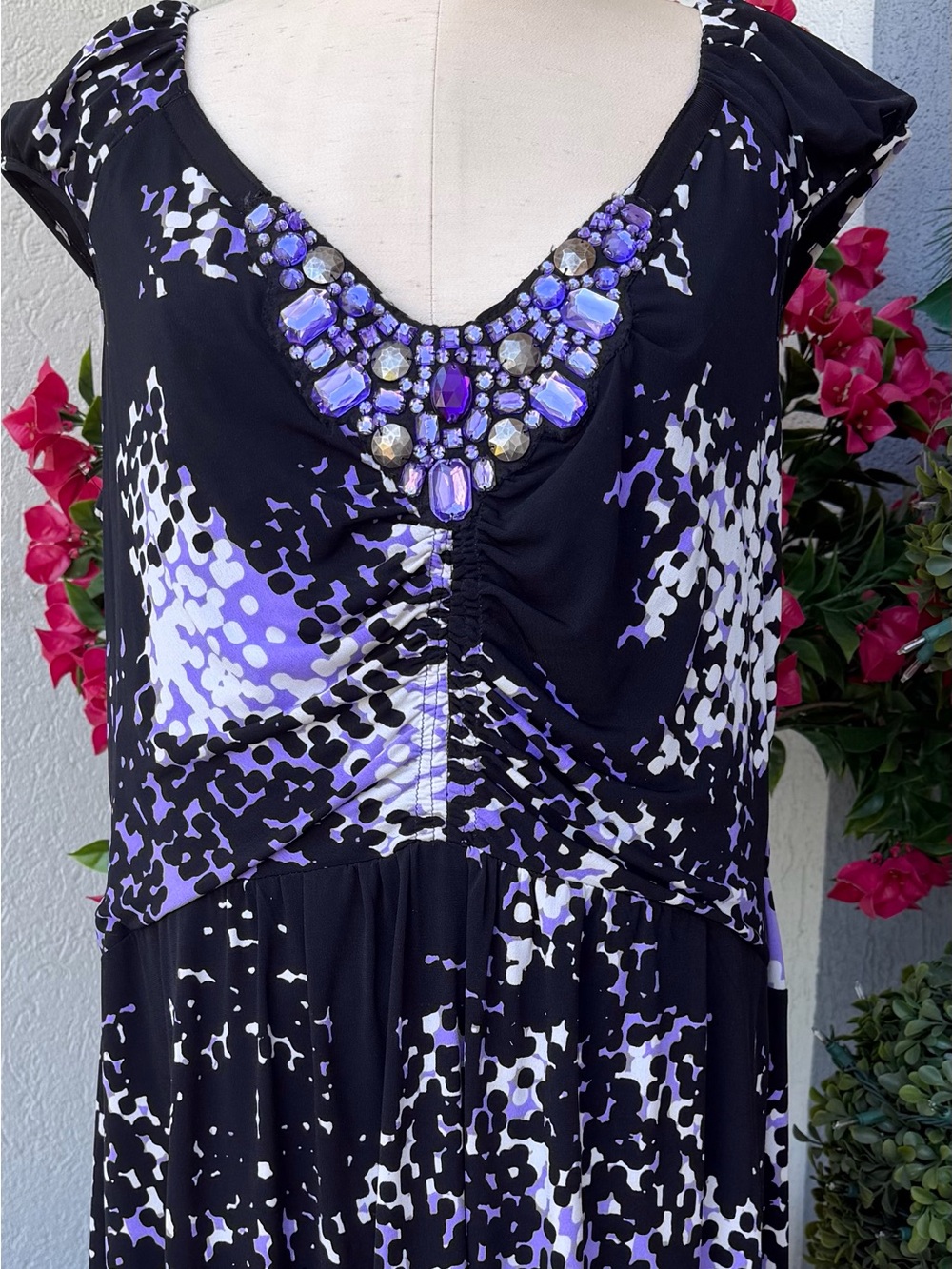 Dressbarn Black and Lavender Jeweled V-Neck Maxi Dress